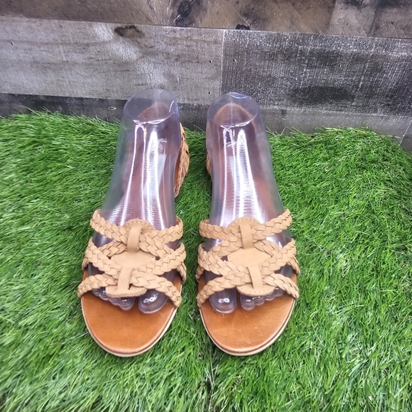 New Steve Madden Fenella Sandals - Picture 8 of 13